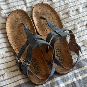 Born T-strap Blue Leather Cork Bed Sandals